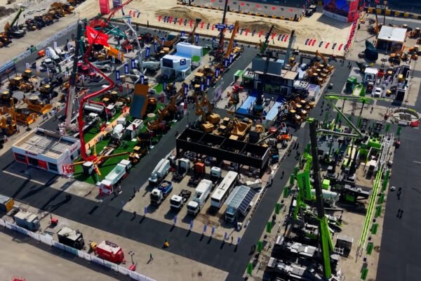 FAIM-Cylindrical-Holographic-Solutions4