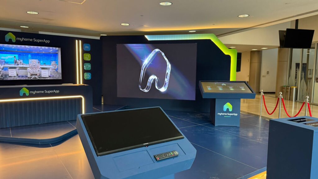 The myhome SuperApp launch stand built by FAIM for Saudi Aramco